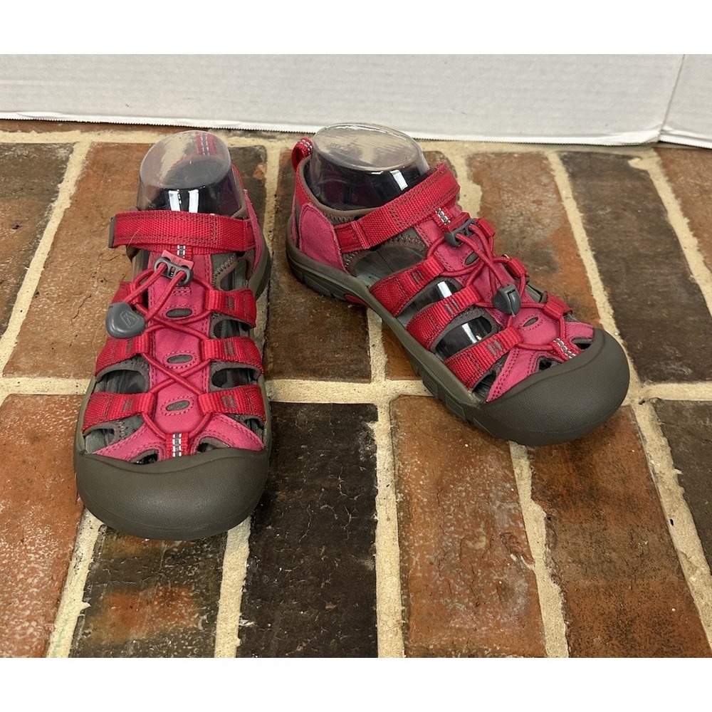 Keen Waterproof Hiking Sandals Pink Washable Rubber Toe Cap Girls Women's Sz 5